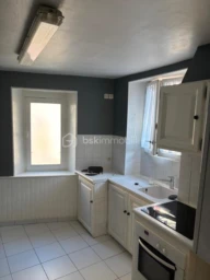zfOzL4OXjE1M68V5LIuHCE5tJoeR6m1b0C3KBSHM.jpg