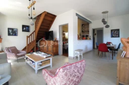 EUY2rcTBXaWQpAPdzKqmTP4yVNHvjwkwebETeGvq.jpg