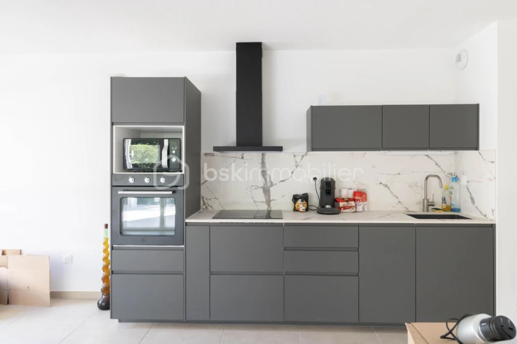 FcE7efLDpXUNUsTuSP2MhQ19fA5akbggUj0MVu3R.jpg