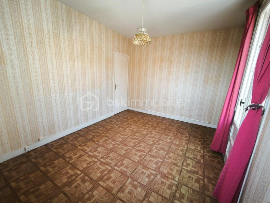 55PszOy0v6FWZ4JNQcCF3klDknFr7qmeRZdb7NCH.jpg