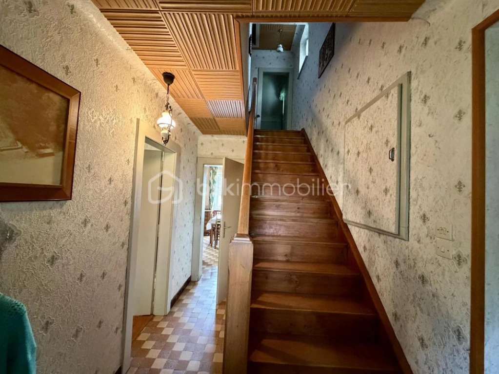 TRqQxmIScUBnL8FlfEdboG0Op1sNxgKf90mexK8j.jpg
