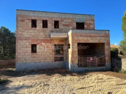 iAswsfCvPfIaJ1jUY534t46dtB7V91XxEp9AkNlV.jpg