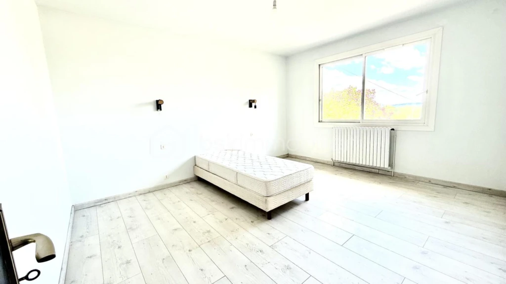 PCggqNCdsUC42S0Pw3sUBi2sZvMf85Lj20zo3WFY.jpg