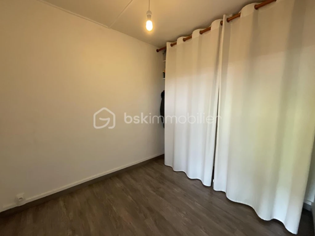 YyOTOYeKL1ZvniRwoSRl300blTuTFizoDcF8kyRO.jpg