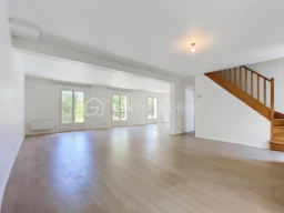QpDBISYBx1NyfX2QgoUAVeBkTdSv90cy4m8YujJc.jpg