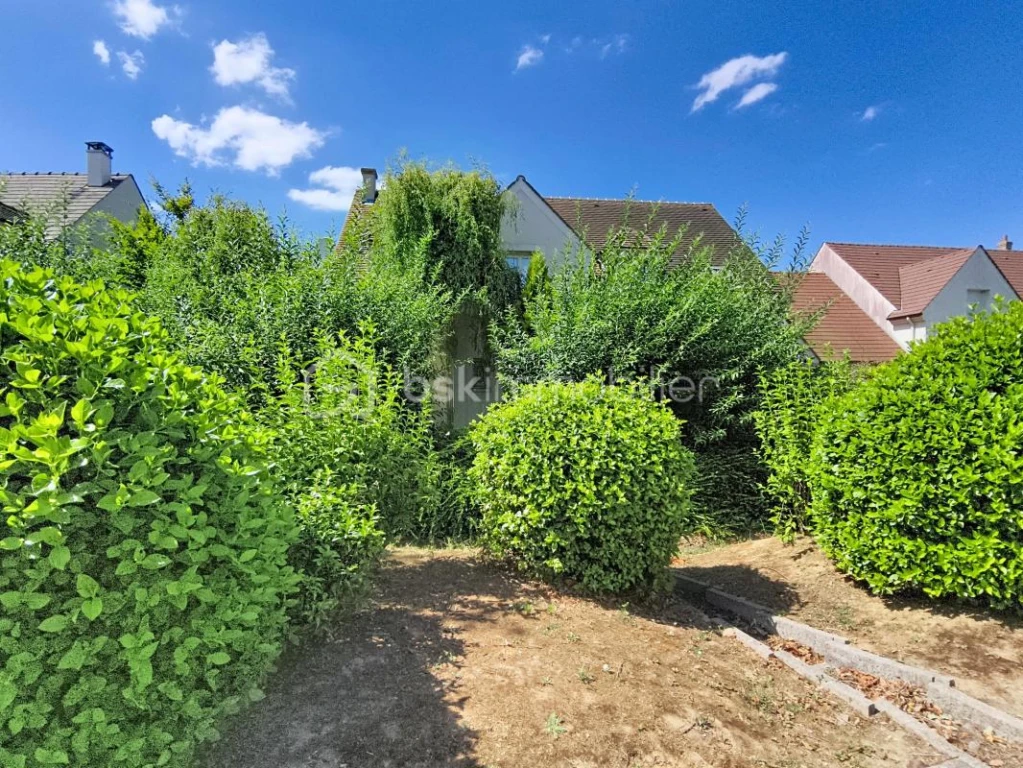 DTGYMaFkYWLaDDNluO4Ys4QF0L9wM892ipJ1cc3s.jpg