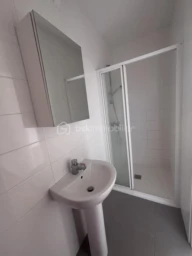 UPfx4ghcRRDricLcmq9vbO5ZYPuvhuHE38wPEKfl.jpg