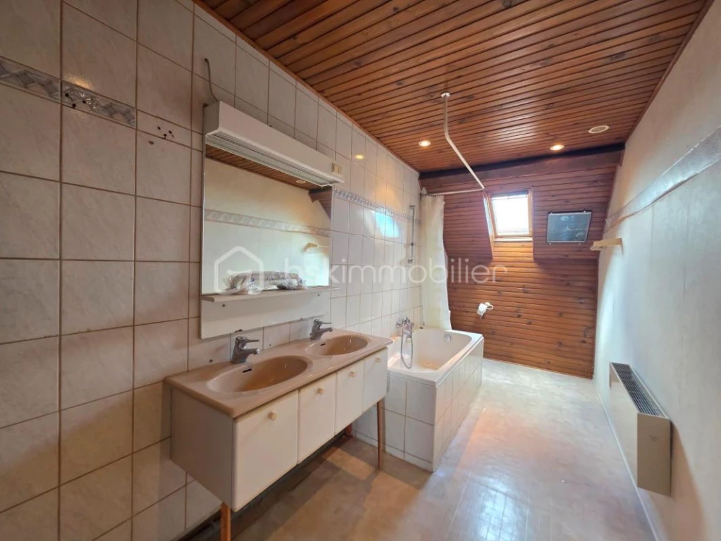 VuPS3qusaDlospbmGGxlV8CJBpZUeMOPslb6ilKi.jpg