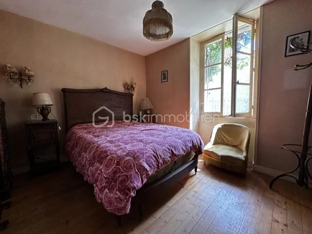 eDB2nLDBcs20PNAABIKci1Cf9QCeSoiycpoWXq8z.jpg