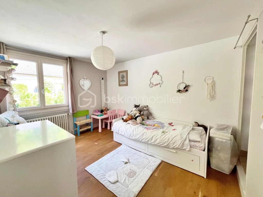 aDnuVpxy7efL8Pj0eoFyZyqqB91zLUxLeBZAKjW8.jpg