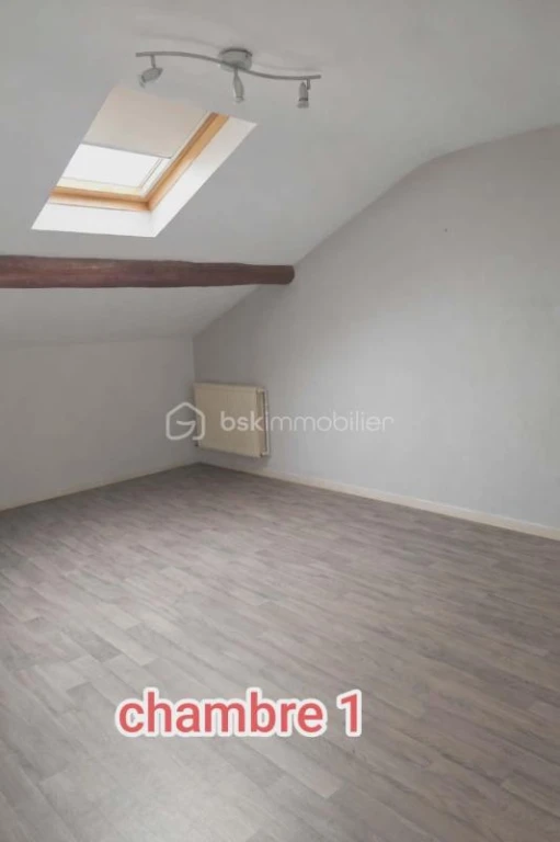 tTn9tBuLtdlZdXe5Ikax1IjHLTlEFg99Uifvh7HC.jpg