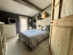 uqYBKnM03ssXrcZ8ISdBoc9rUfD1UNFUwjNyrsog.jpg