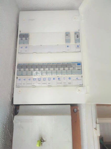 rKP8lHtYOR5okEG5UoHXaNQrQaXzgBmQcGLha08D.jpg