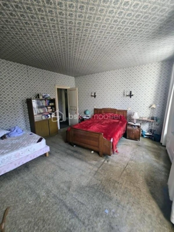 RLDkTxopUEmg6Ui4lgnIQDrGb0rBkmhBSqmS6SMs.jpg