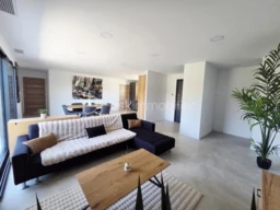 vpPsTQMMEQ05ArbuK1IgIhS599wTmm8M7FtyVoUi.jpg