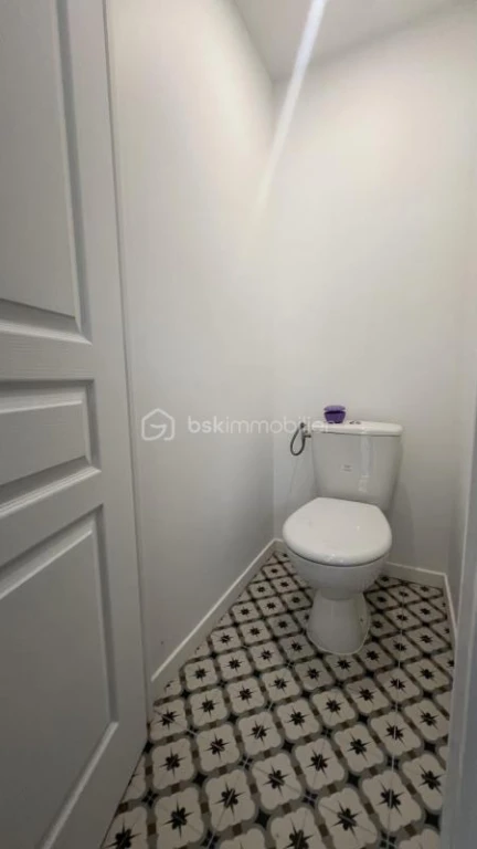 kBIAF37bwY2809Dd0zO6ReVcmolFx3qhVV6IFWpb.jpg