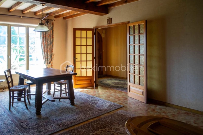 oJh0wuxTo0qdNqfVKKQ2Pry12DOzhuAhf8HNqF5i.jpg