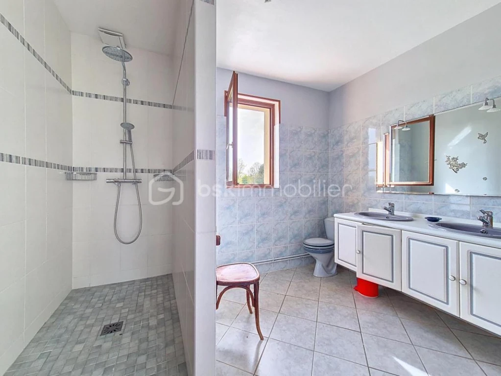 kmxdpNmx8TVBa2wpFnSjetE4xg2oeCf5ZoRTZVjh.jpg