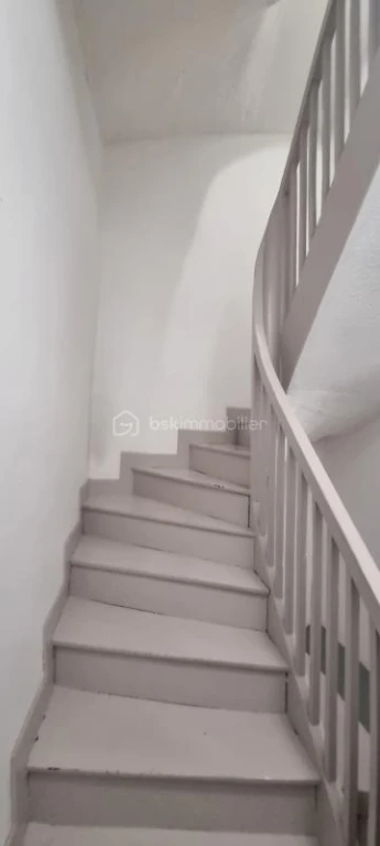 8kqW9LNeqo41l0fVlJNfO7sleWdcflUyJD3MsWcK.jpg