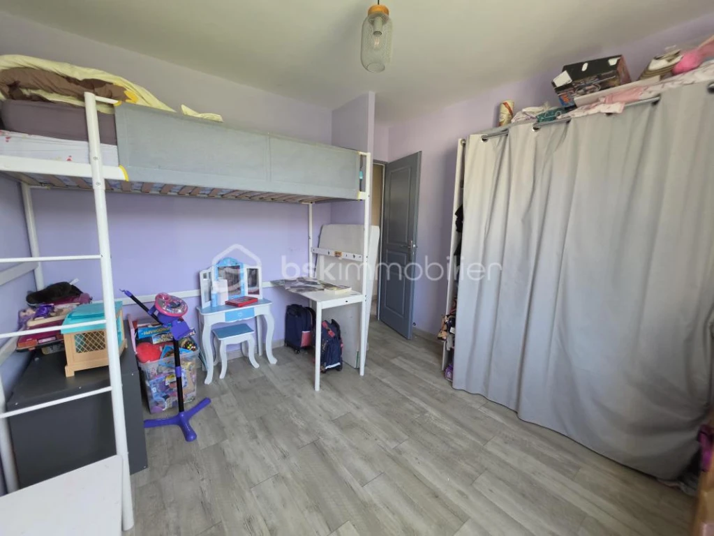 dh23Cm6zxAkm7ZANnFrS8cdG5CRvu7rb8x0m9lqE.jpg