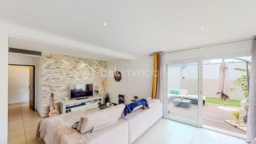 7W70yNypmC9xOGlzlNBv4cIxym4Hy5LRs9ysOGsW.jpg