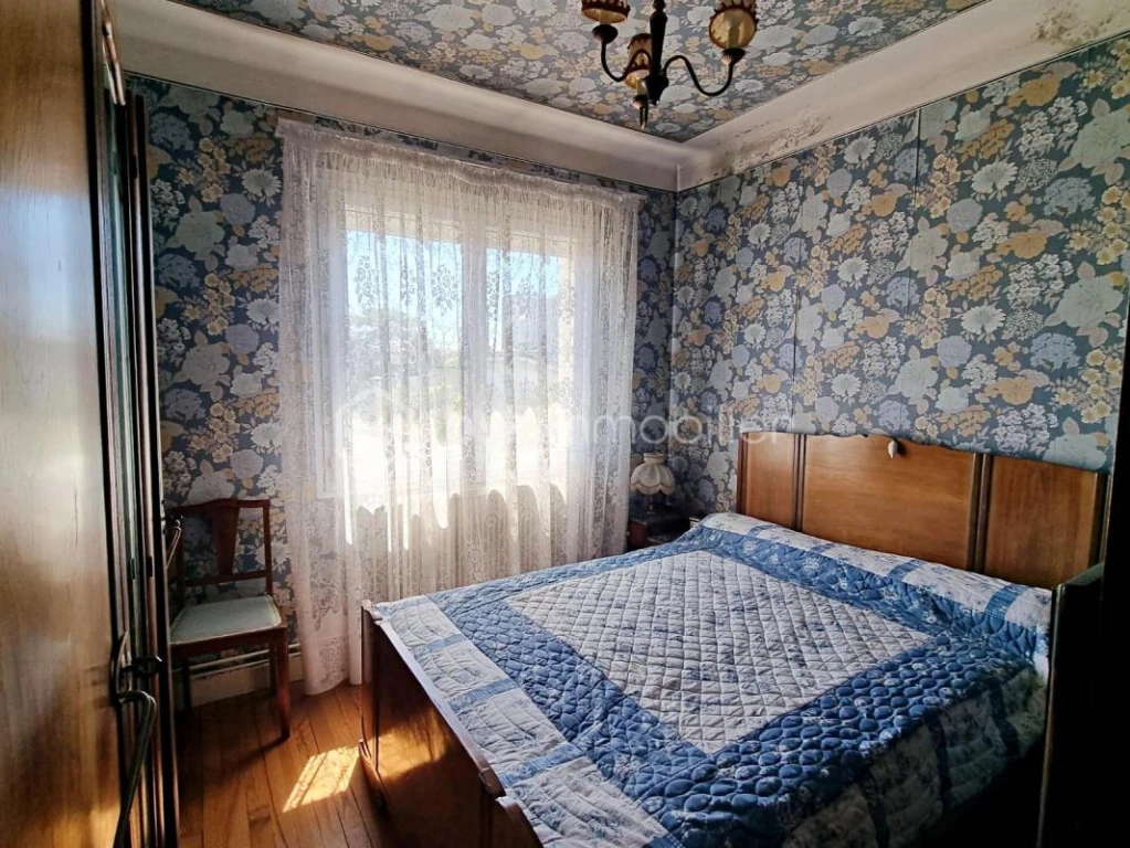 NZe9evGPX8WXJiEwKtqTQAj9rBXxafugEXbftHlt.jpg