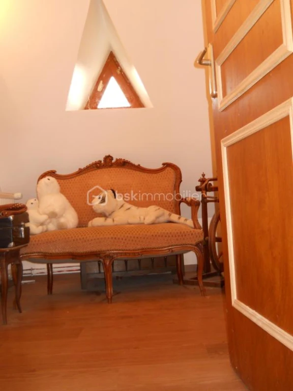hDs8WW4j4ataQOKw6CPI6YA1qarZVwF0NukksTcV.jpg