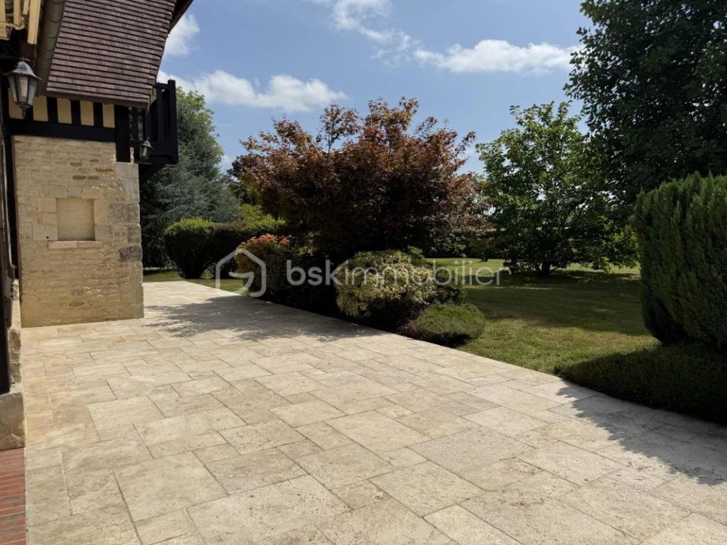 z9EdzKFLHtC7L611d9ioREZ4Nw2CfJPRi268qc8N.jpg