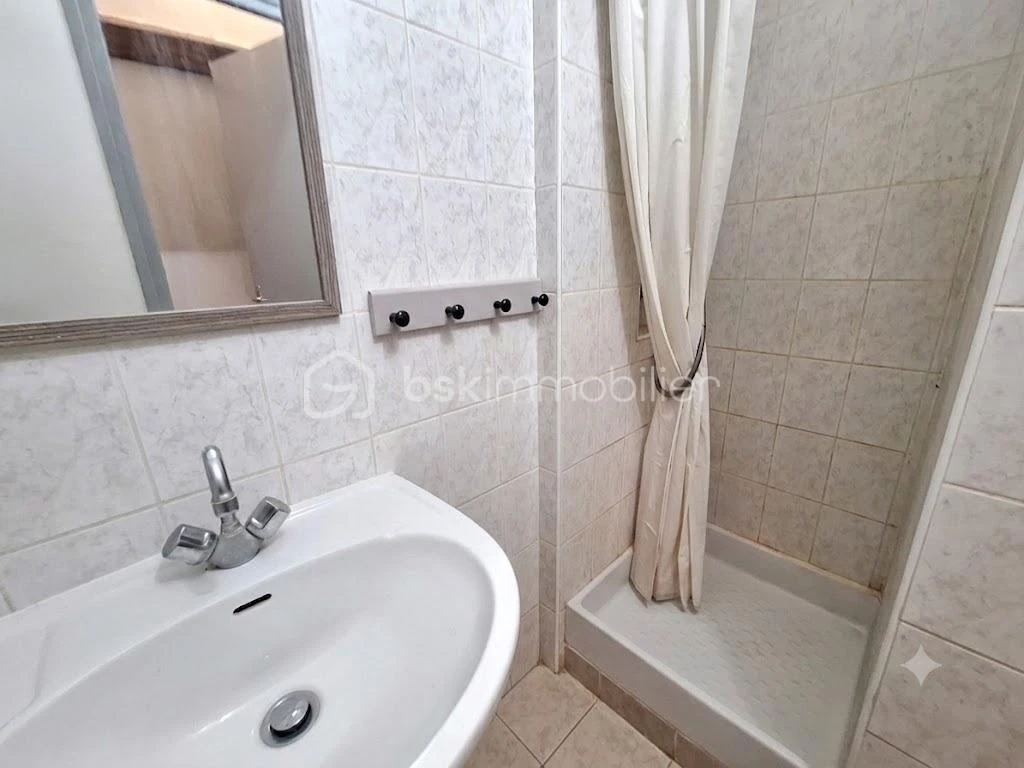 0ZKgpIBQOr843cZAnL12GC0bQzWYeDLN5CTUWO94.jpg