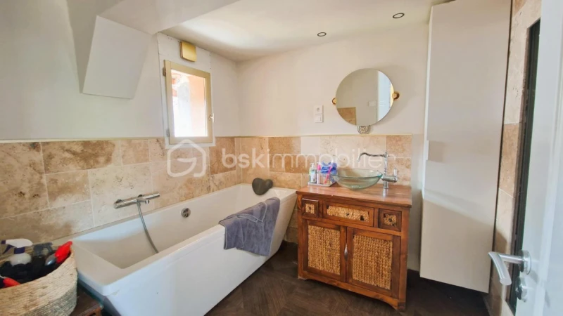 S7GQT3Z8ojF87zpaUhwi8ZDJAINtrTnzrQY02PT3.jpg