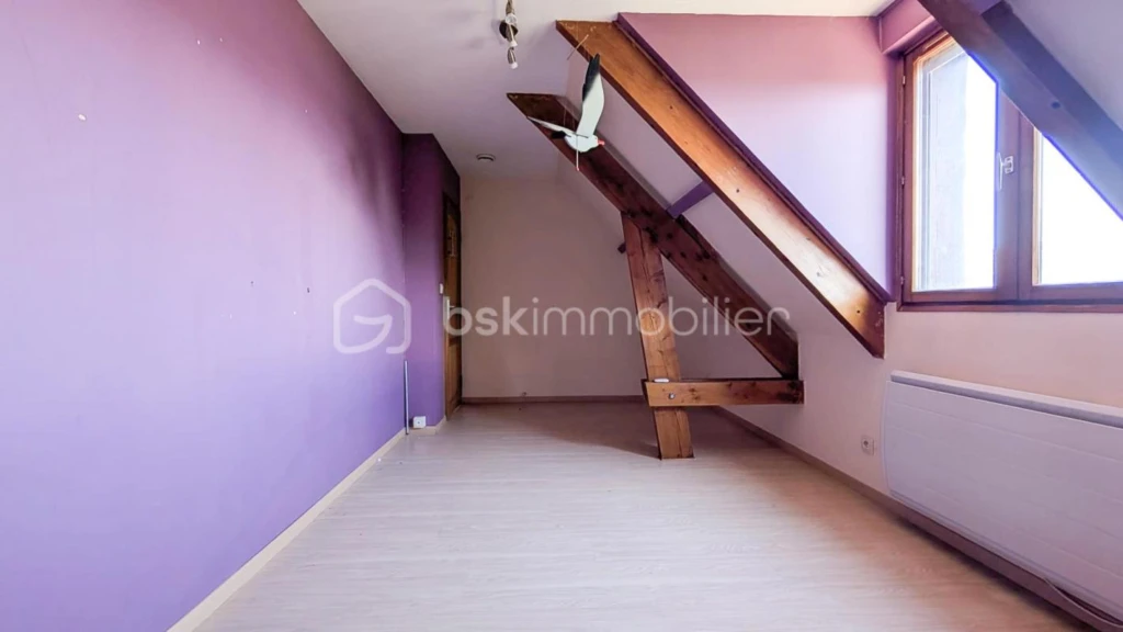 UAdzrxaXBgDLx5pCuPoBY1iV6r6aePab5aeTe6oK.jpg