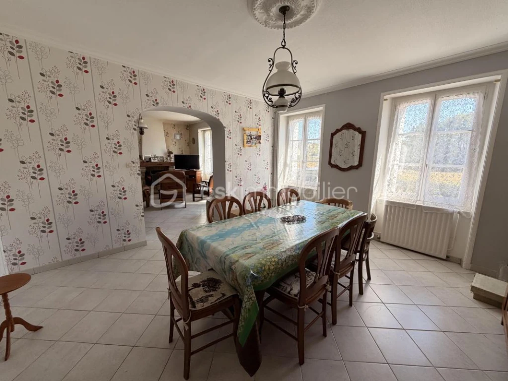 4En34cA7cLC9vYd8knLlm1QzaOl9pAzO2ybjeue8.jpg