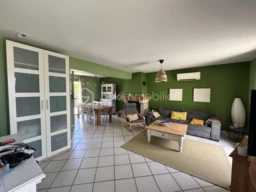 h5vrfabrjddAmR5rxDJE6UTe1zr8O5INarHYAi45.jpg