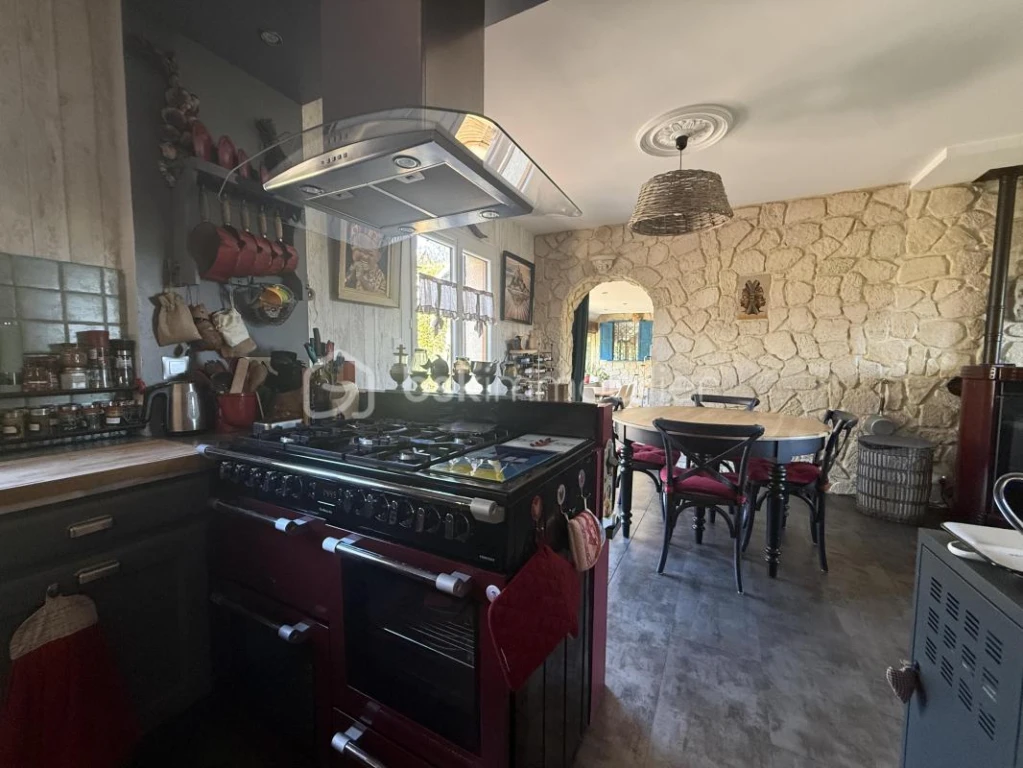 yrW7QJOVWsX2zRbfCDMQjJGm7Ace0MKqvTDiQ8je.jpg