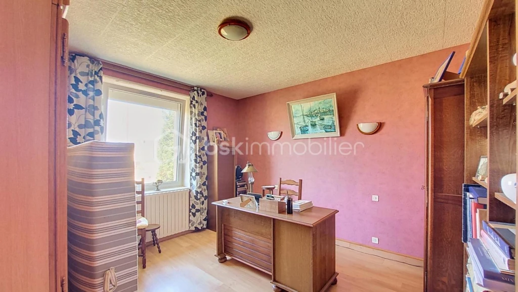 GcMN7YUAb1z75N11GDEkEmoj4R1fAPCItNevkznp.jpg