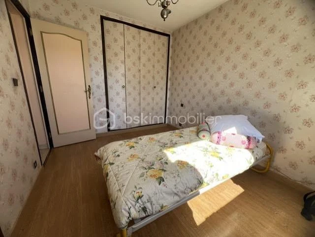 Ygp83C3B1qzJSVzhLyuKYD4nKdNXTVbN9jTBVffy.jpg