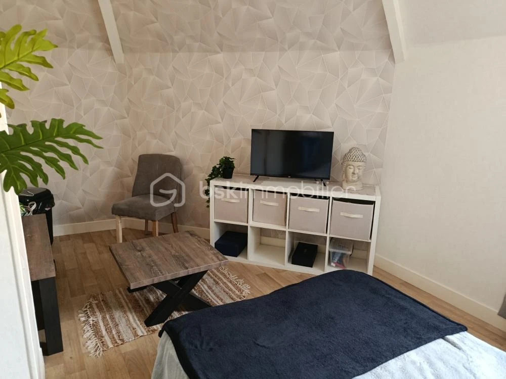RXN9LQONGk29olaCxQs2zsIJyLbEOVK8sHQYT42p.jpg