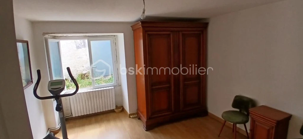 17jAbjMvJfi1ZN4KDerZi5k1ZGptxeEcFyHpKn3d.jpg