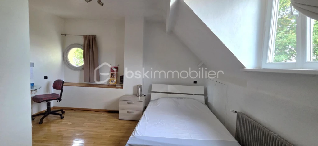 9HFT7lskcaJeUiCekHP1mUk0IlMfktB3fNCLoKln.jpg