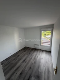 mLgcsPfWF35SijDbUQCI8PjZ12OQGXlLjGDmKyuN.jpg