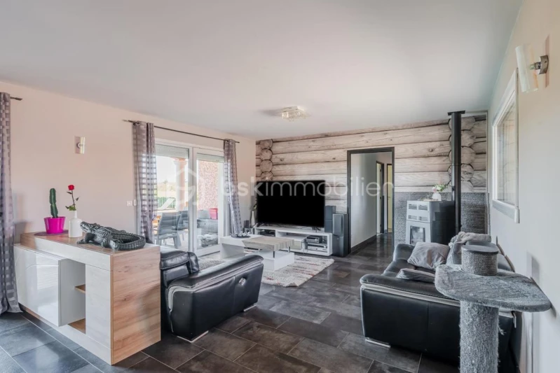 LOxq9oGqnnlJ5IZzMWzlpuEkkmTaruNJY5Wg3lGm.jpg