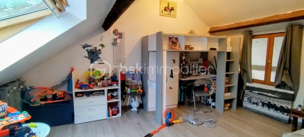 kDUf5x2hG1UJyTaCAD269jSVnlmsvvlmWA54te9a.jpg
