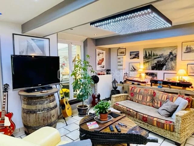 PAXzo5d2kASSp6YfYRldBgQIDOhTFQp87yV3Uxp4.jpg