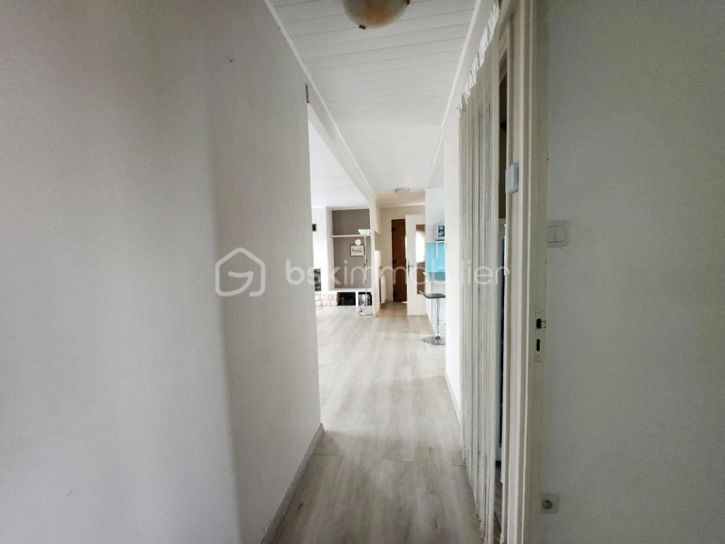 SWZMU1UpzSqTIO3Iwvl6gfDB40FEFsoefLO9Ipan.jpg