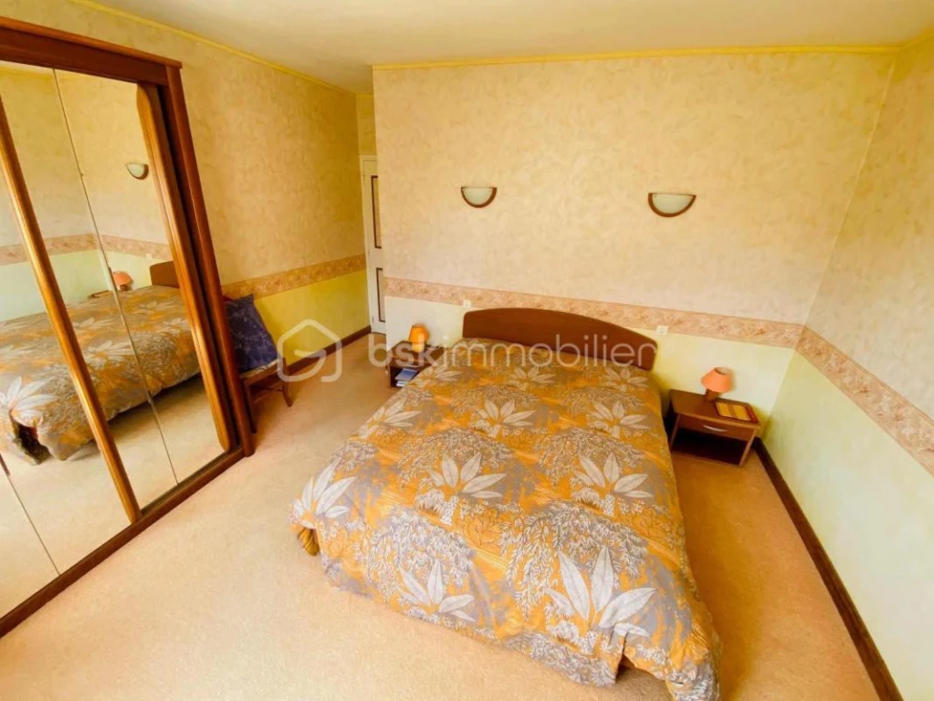 NANCNx1pV9sHvsAW4I1a95bAZ6rXXh9VpdOEvO9C.jpg