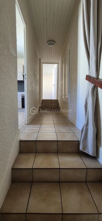 oPXg4q4JGu9hKQ4CI09UAUtw8R4PgdnINu3xjVzx.jpg