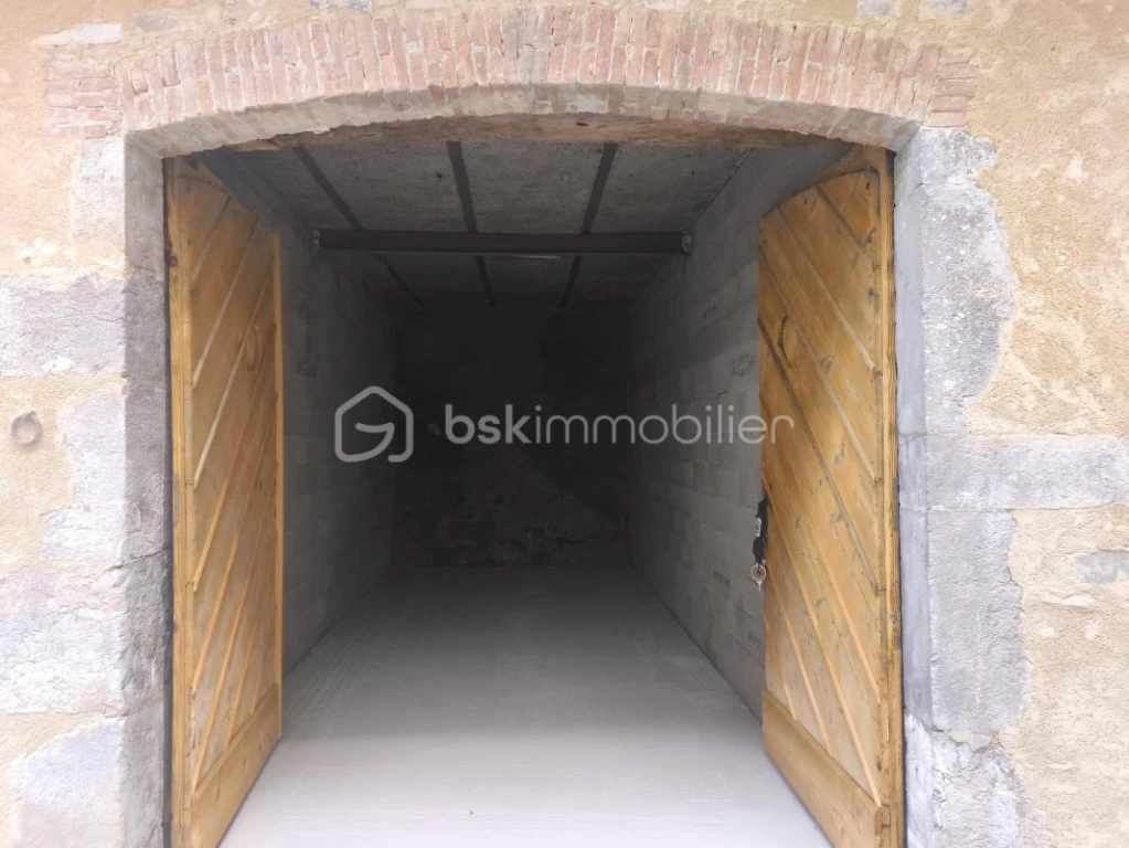 kiNulCTKUWphA5cjPe63MtM4tl7K1cuVggPK2BsS.jpg