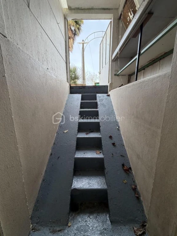 JEIH9d049XNGY9a4xB4bFzMsWQk6CCLRhruojlys.jpg