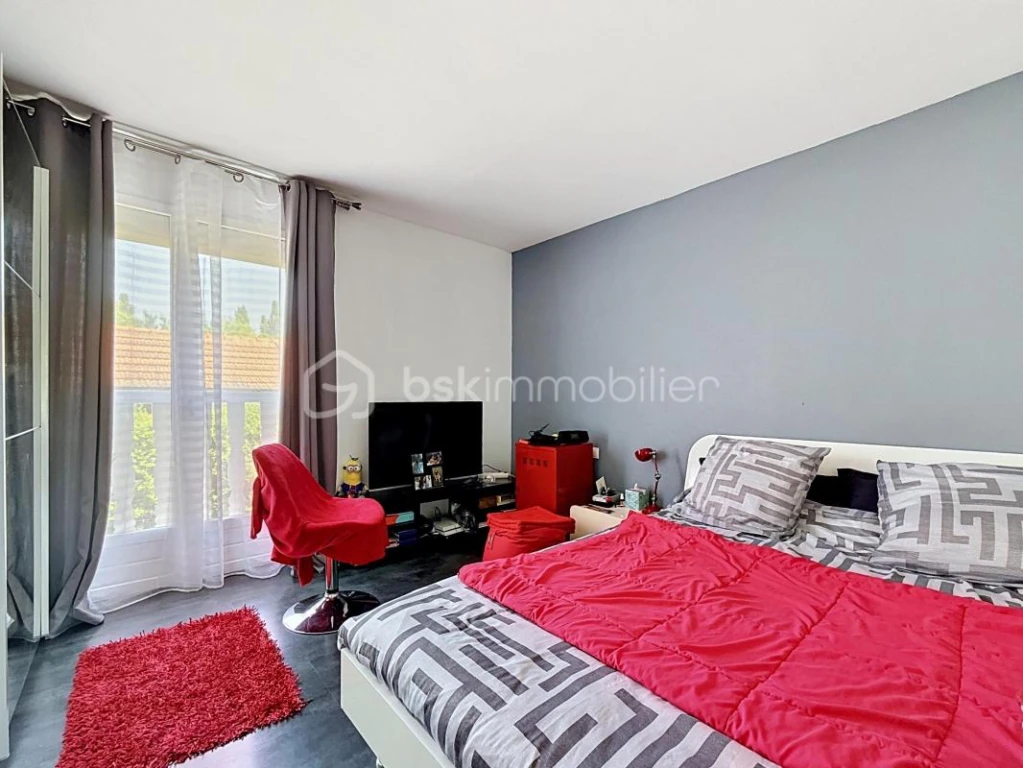 LHQ8kK70PukkTGpRb4yRgPghJbZy0pgi4f4EIbkP.jpg