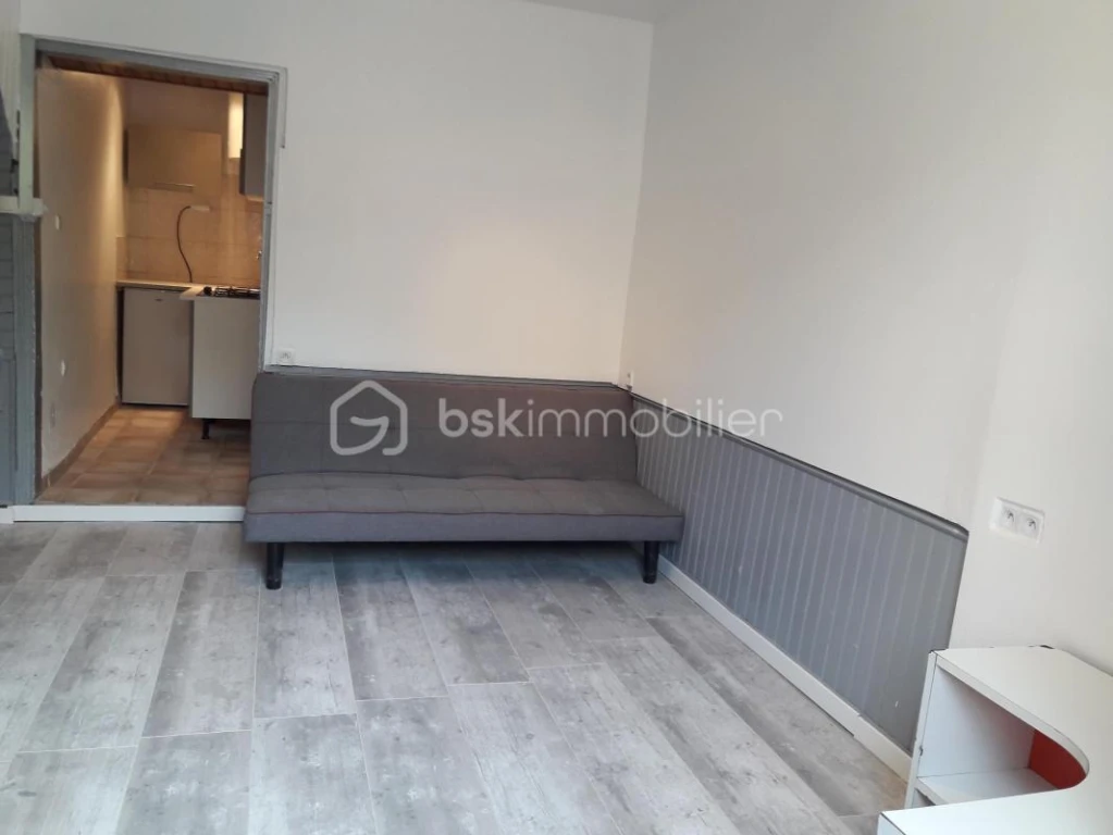 5PTE6bLCfJsRakOJr4sErWnXHlXhoHdXhY9Xg59P.jpg